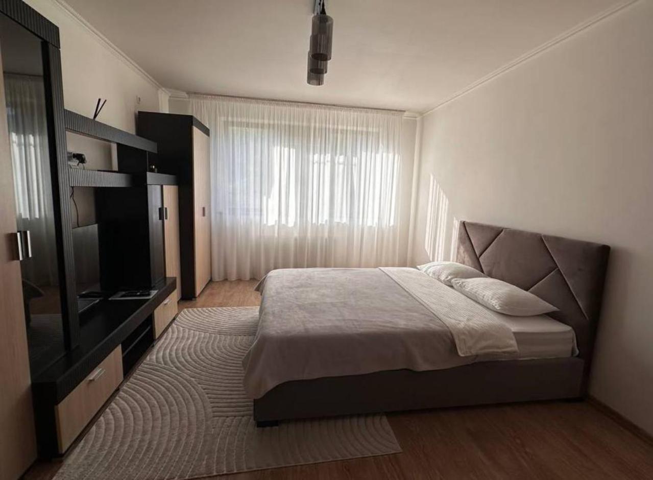 Apartment Feel Like *